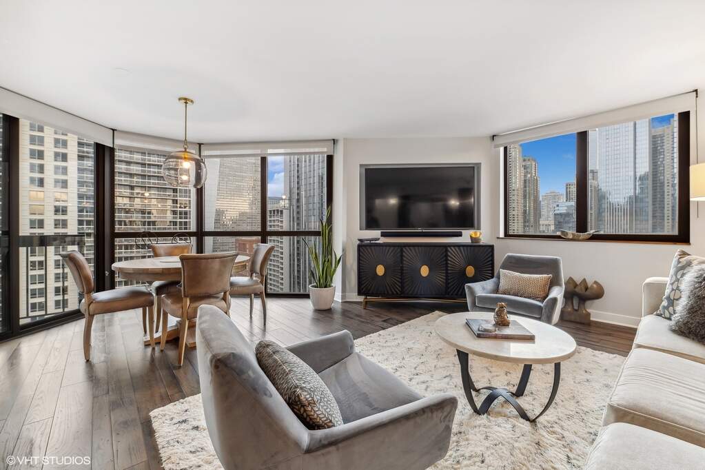 Luxury living space with panoramic Chicago views