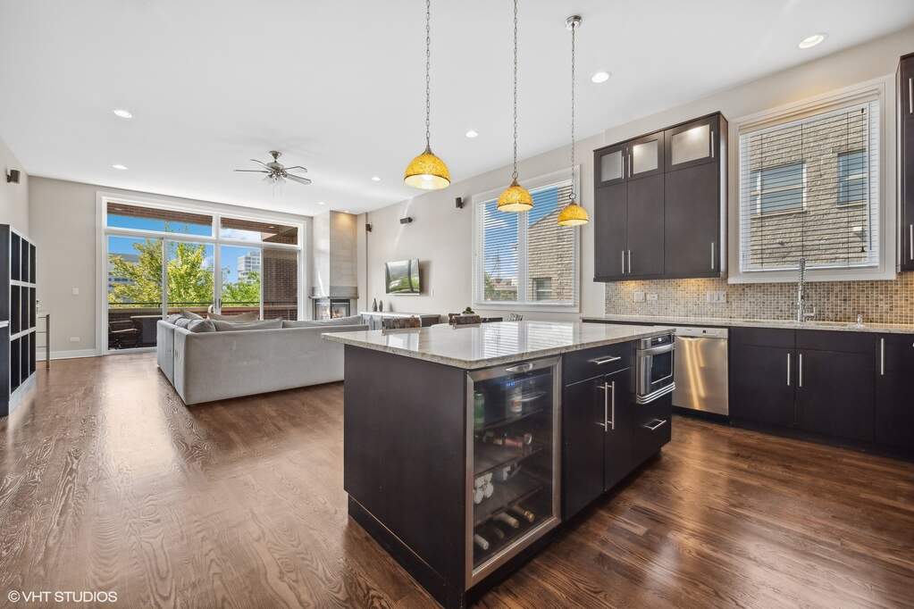 Park Tower penthouse interior at 800 North Michigan Avenue