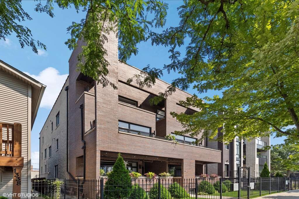 1332 W Hubbard Street #3W property in Chicago