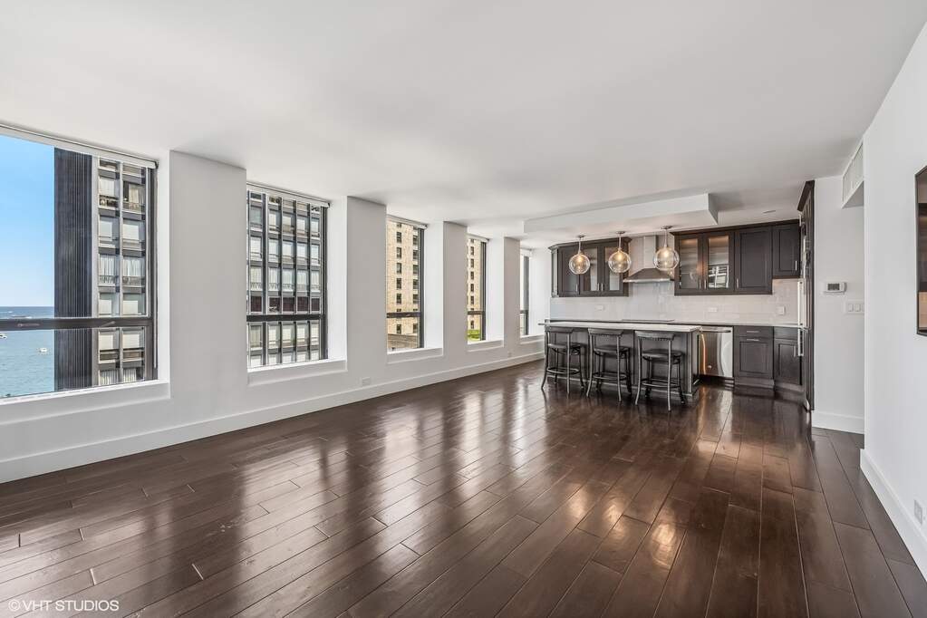 Luxury living space with panoramic Chicago views