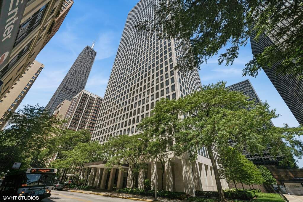 260 E Chestnut Street #1210 property in Chicago