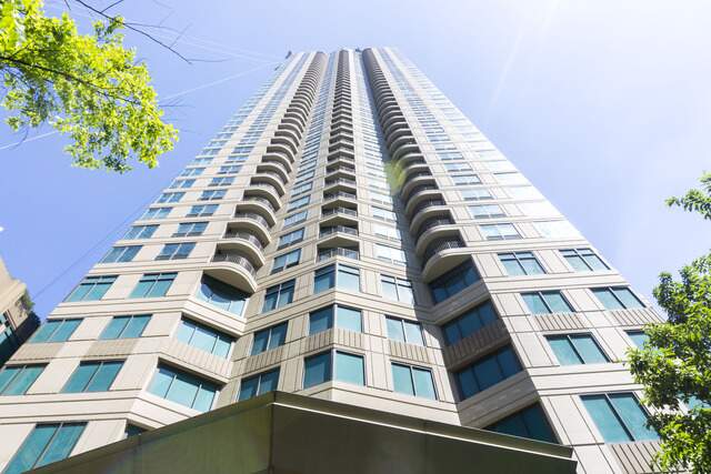 400 N La Salle Drive #3006 property in Chicago