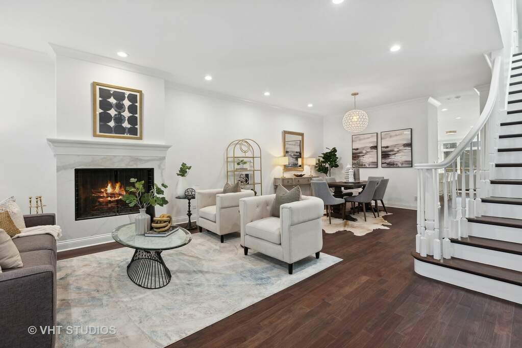 Luxury living space with panoramic Chicago views