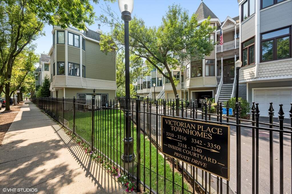 3326 N Racine Avenue property in Chicago