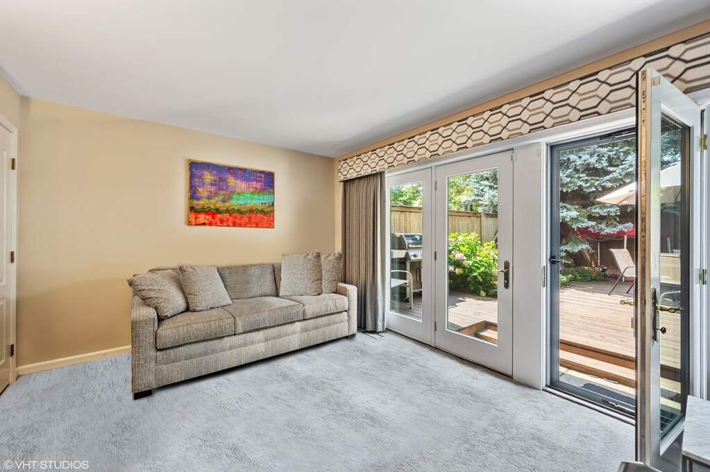 Private full-floor residence detail at Park Tower