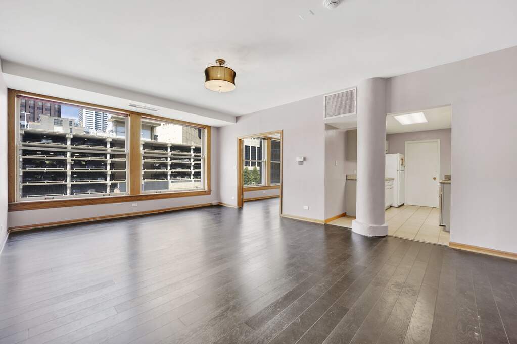 Luxury living space with panoramic Chicago views