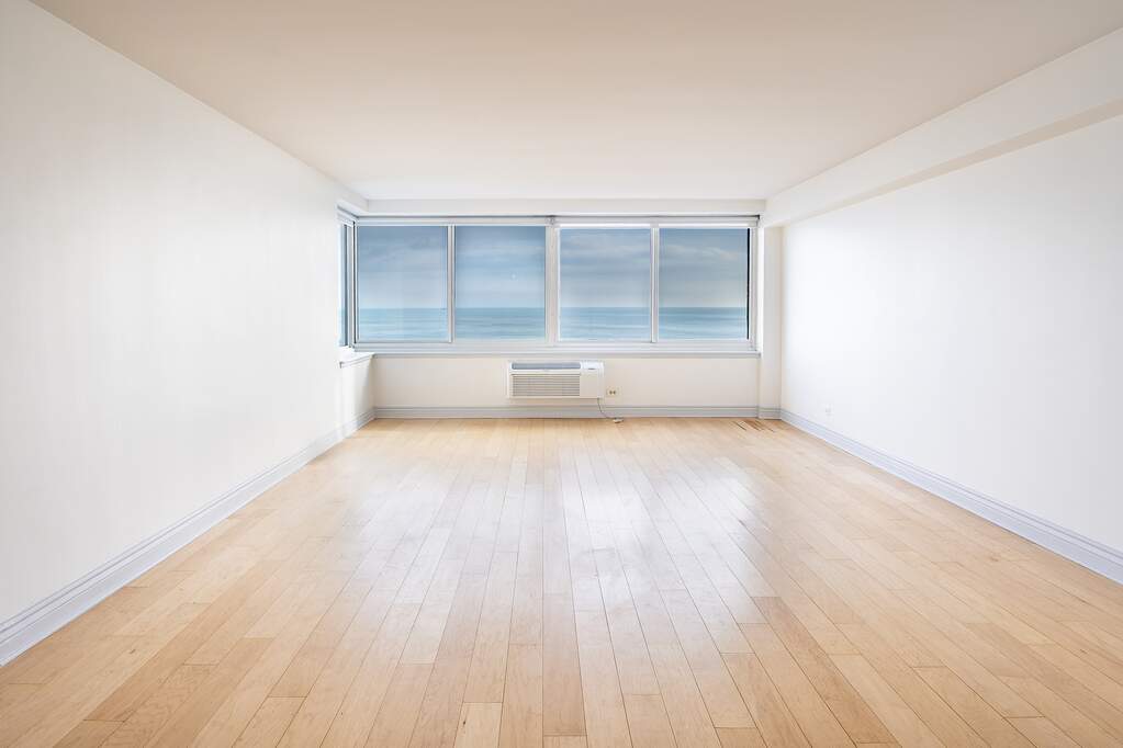 Luxury living space with panoramic Chicago views