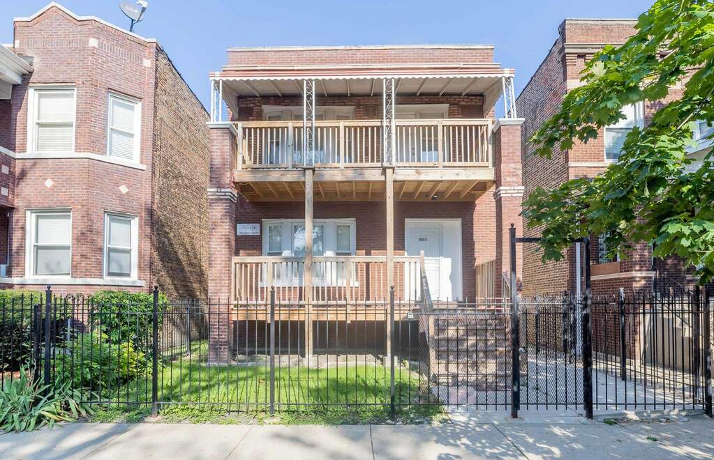 6413 S Artesian Avenue property in Chicago