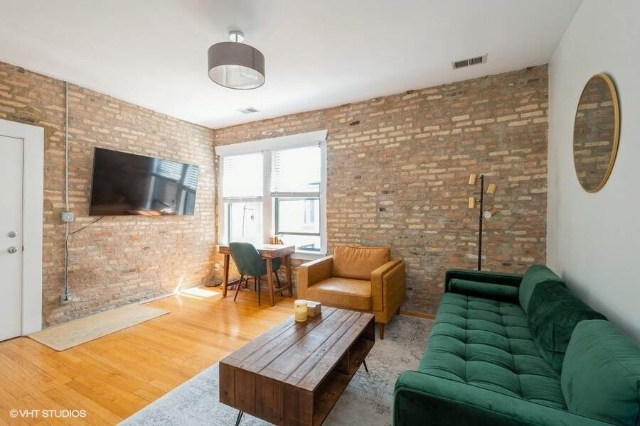 Luxury living space with panoramic Chicago views