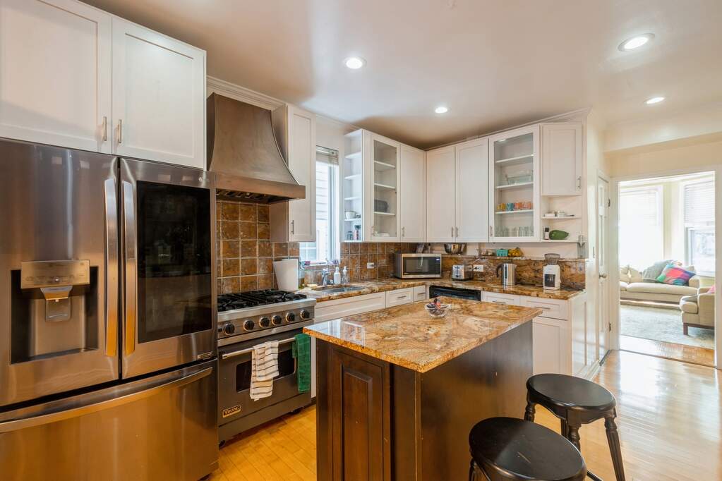 Private full-floor residence detail at Park Tower