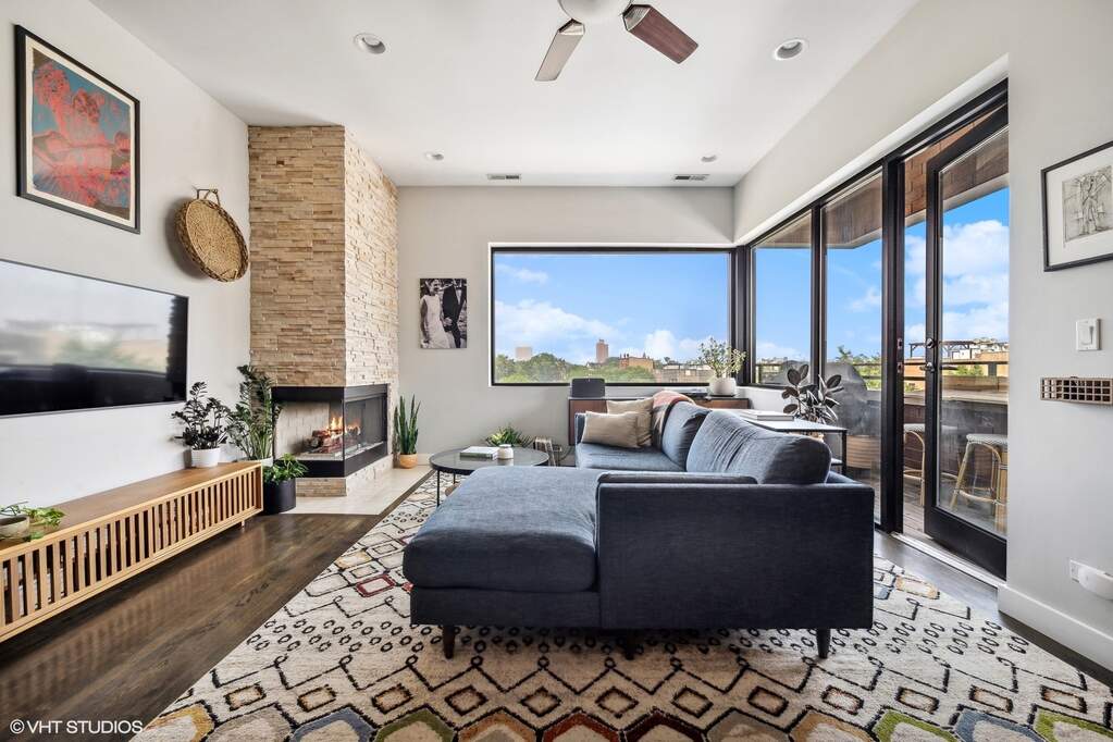 Luxury living space with panoramic Chicago views