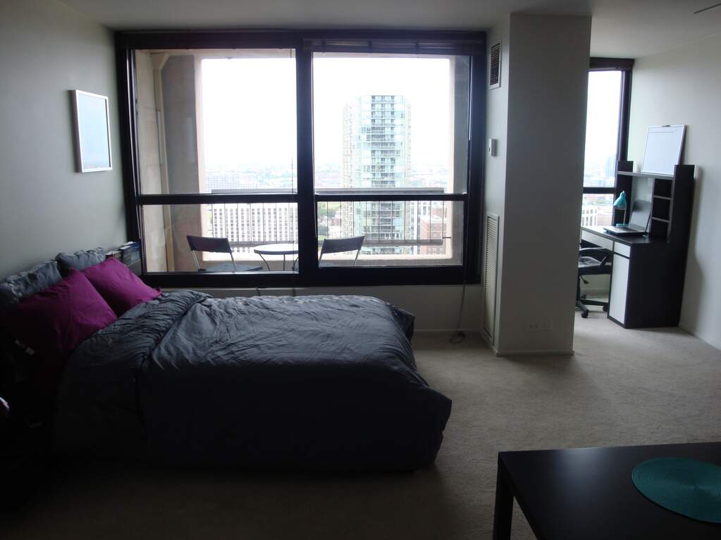 Penthouse bedroom suite overlooking Chicago