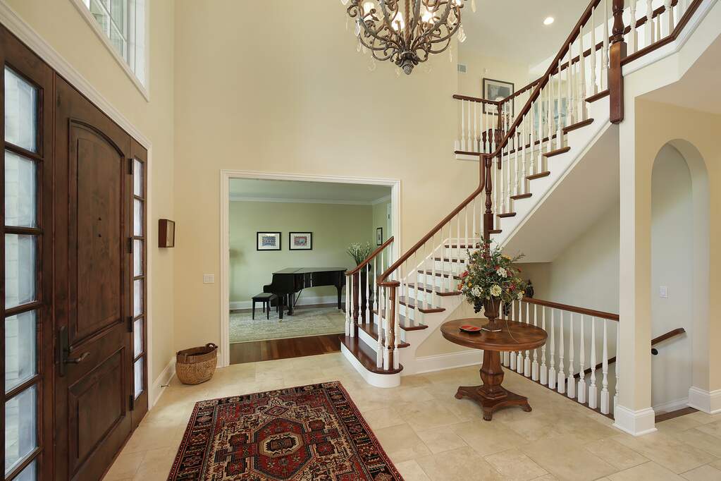 Luxury living space with panoramic Chicago views