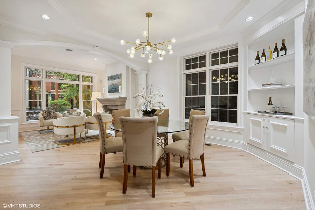 Private full-floor residence detail at Park Tower