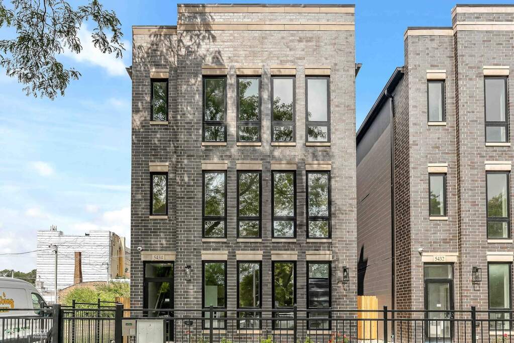 5432 S Michigan Avenue #1 property in Chicago