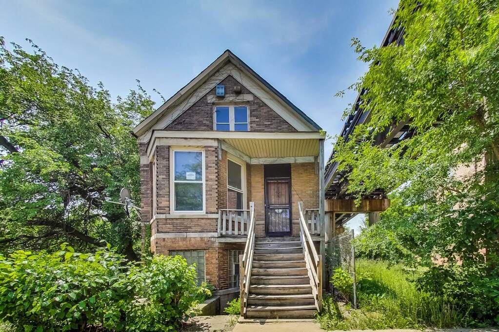 2012 S Albany Avenue property in Chicago