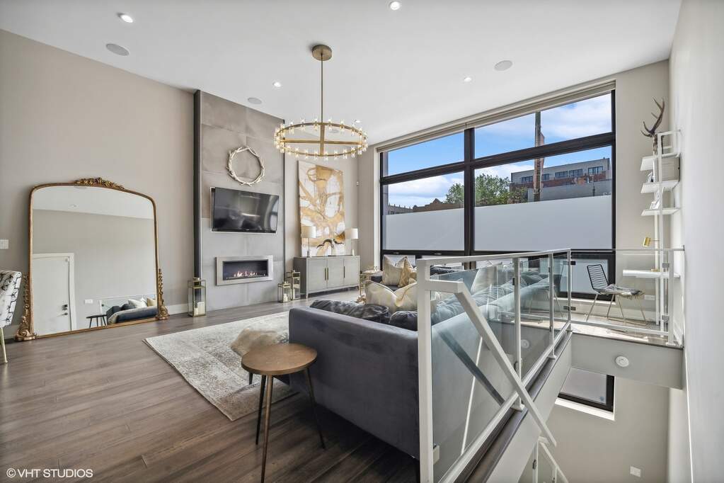 Luxury living space with panoramic Chicago views