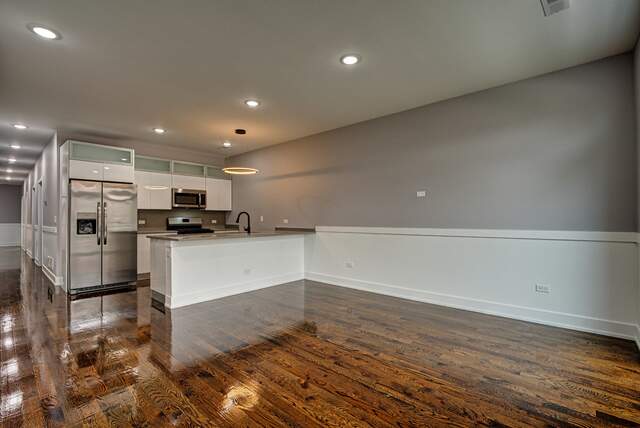 Luxury living space with panoramic Chicago views