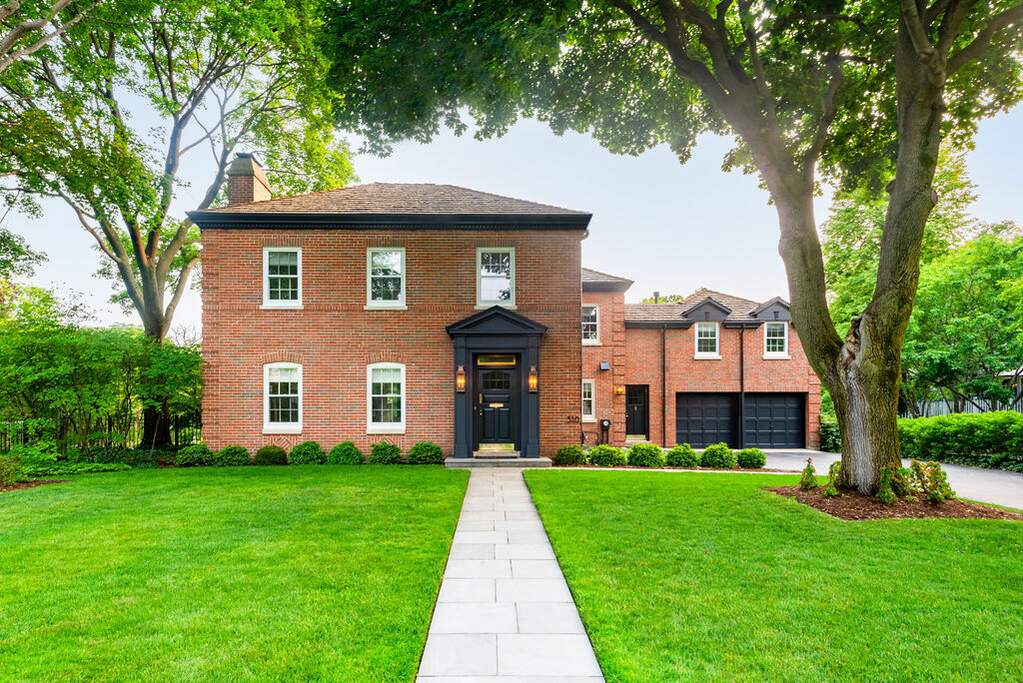 310 Warwick Road property in Kenilworth