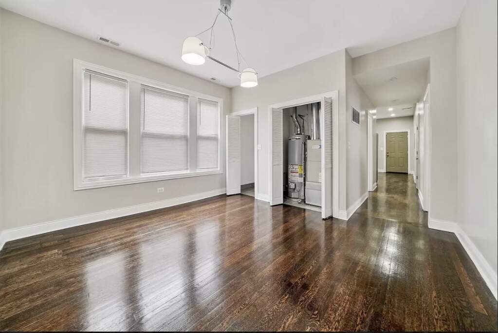 Luxury living space with panoramic Chicago views