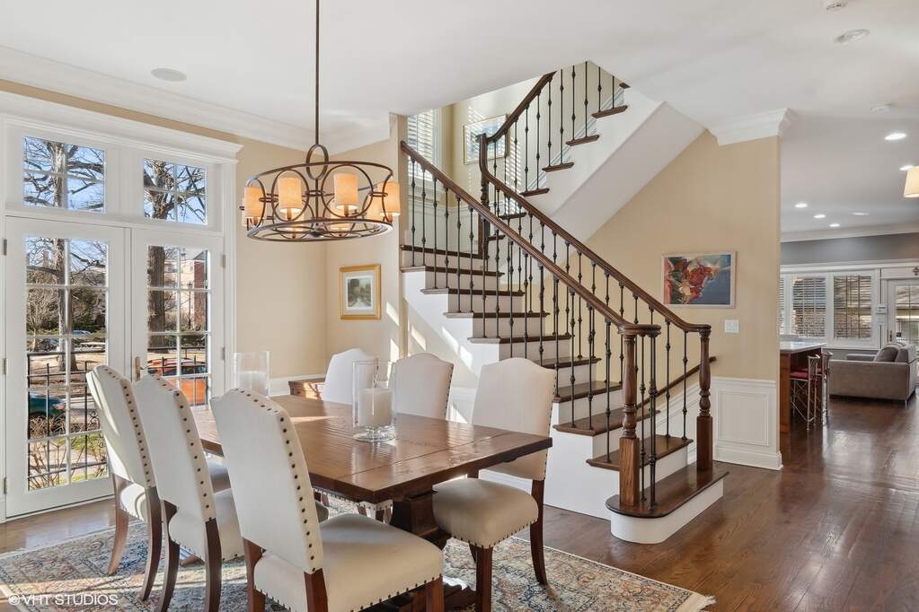 Private full-floor residence detail at Park Tower