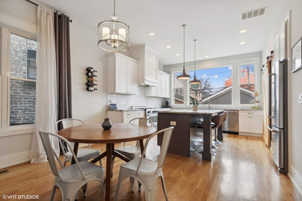 Private full-floor residence detail at Park Tower