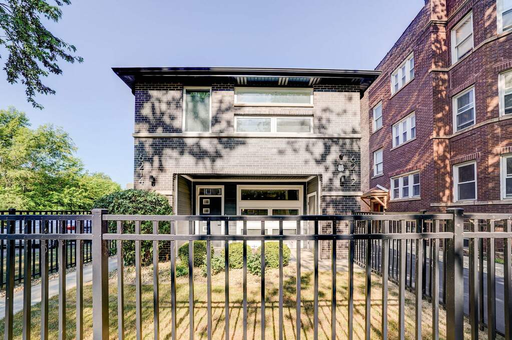 6212 S Greenwood Avenue #6212 property in Chicago