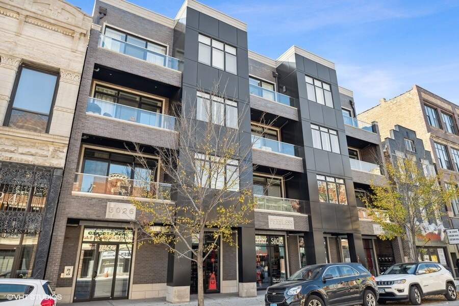 3026 N Lincoln Avenue #2A property in Chicago