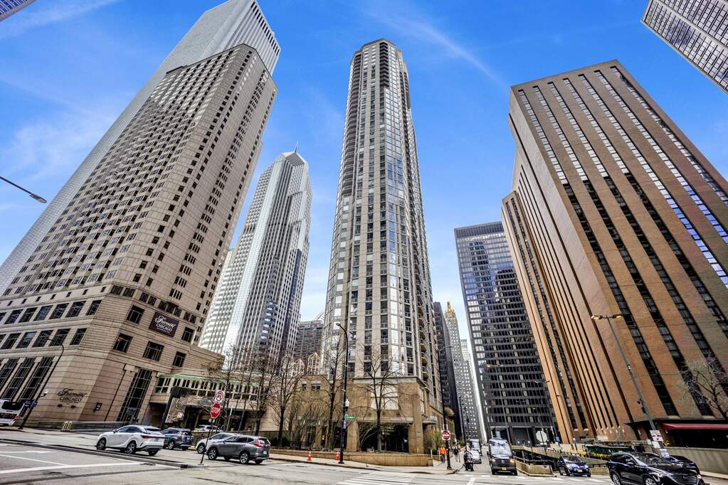 222 N Columbus Drive #3801 property in Chicago