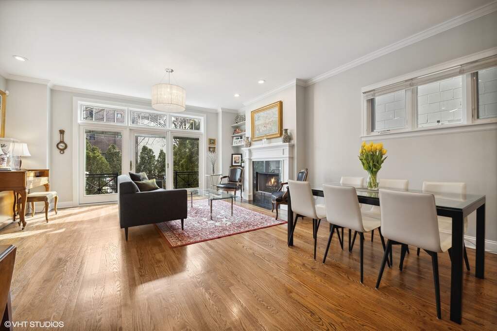 Private full-floor residence detail at Park Tower