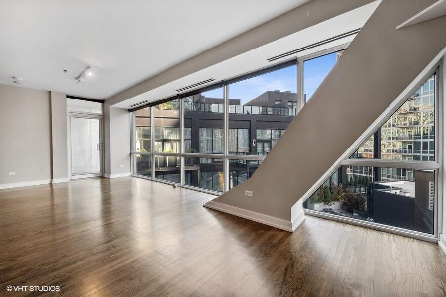 Park Tower penthouse interior at 800 North Michigan Avenue