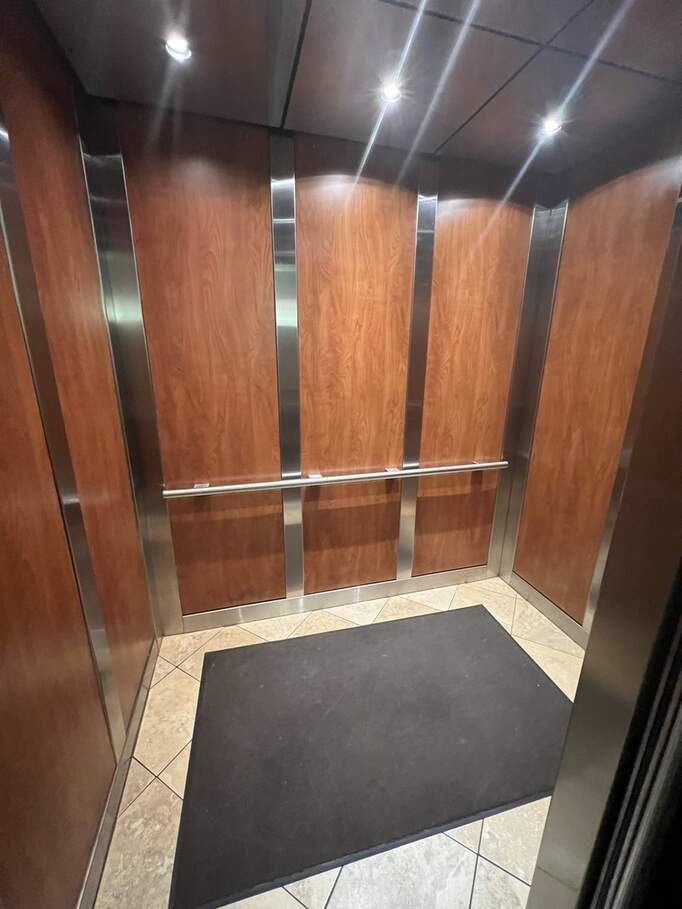 Private full-floor residence detail at Park Tower