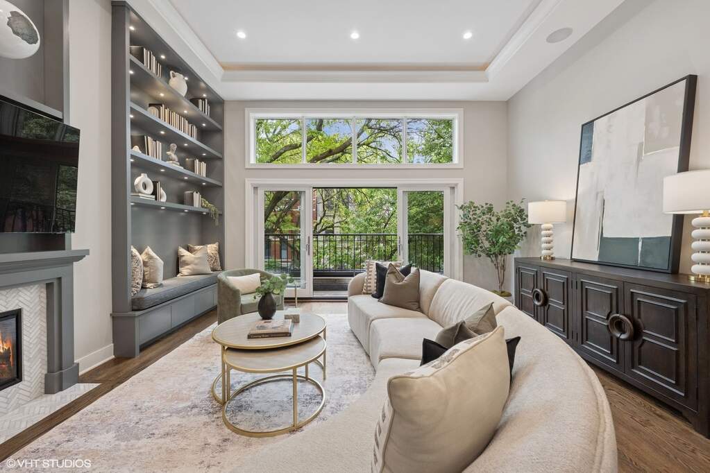Luxury living space with panoramic Chicago views