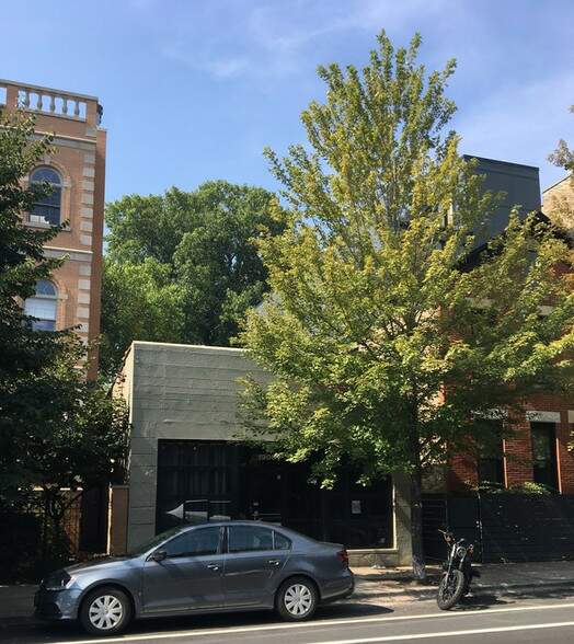 1906 N Halsted Street property in Chicago