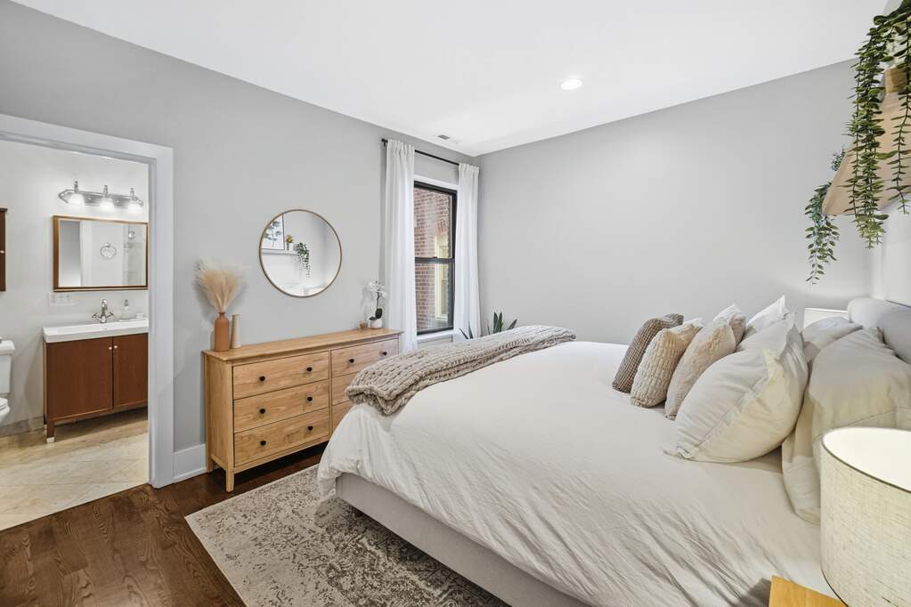 Private full-floor residence detail at Park Tower