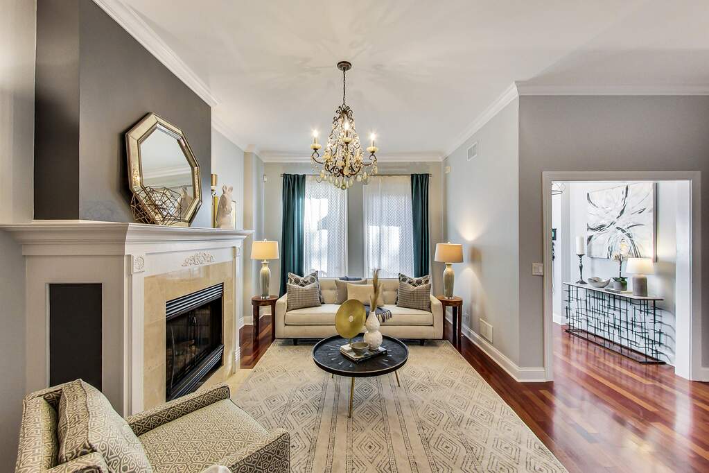 Private full-floor residence detail at Park Tower