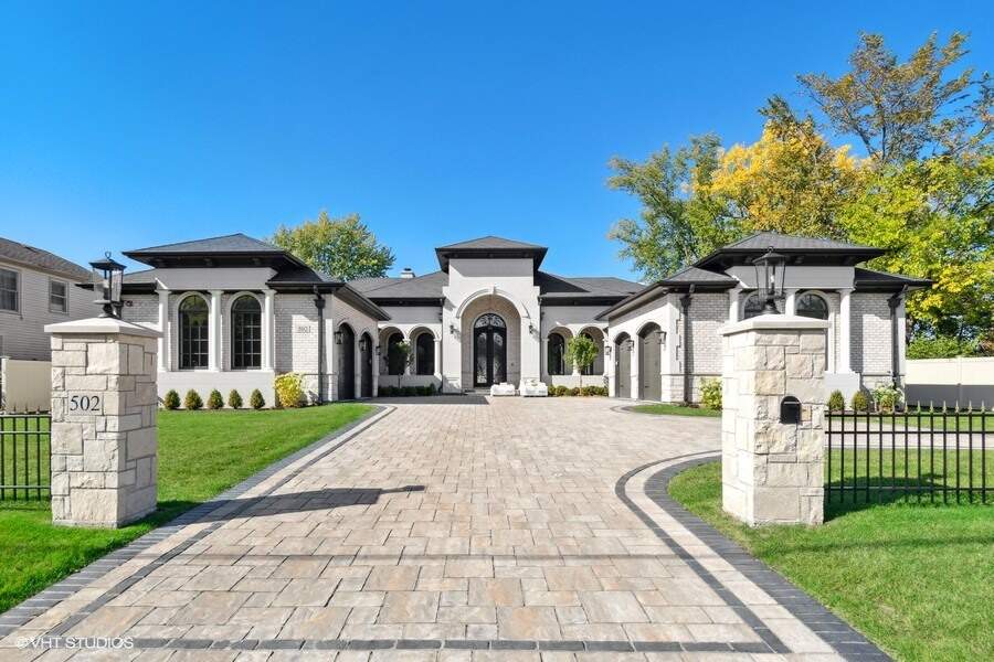 502 Greenwood Road property in Northbrook