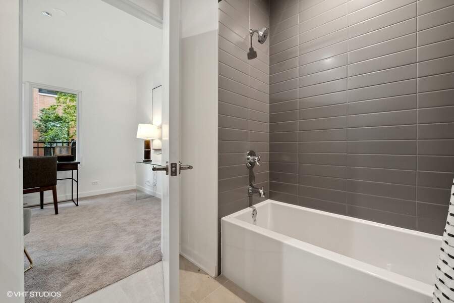 Luxury living space with panoramic Chicago views