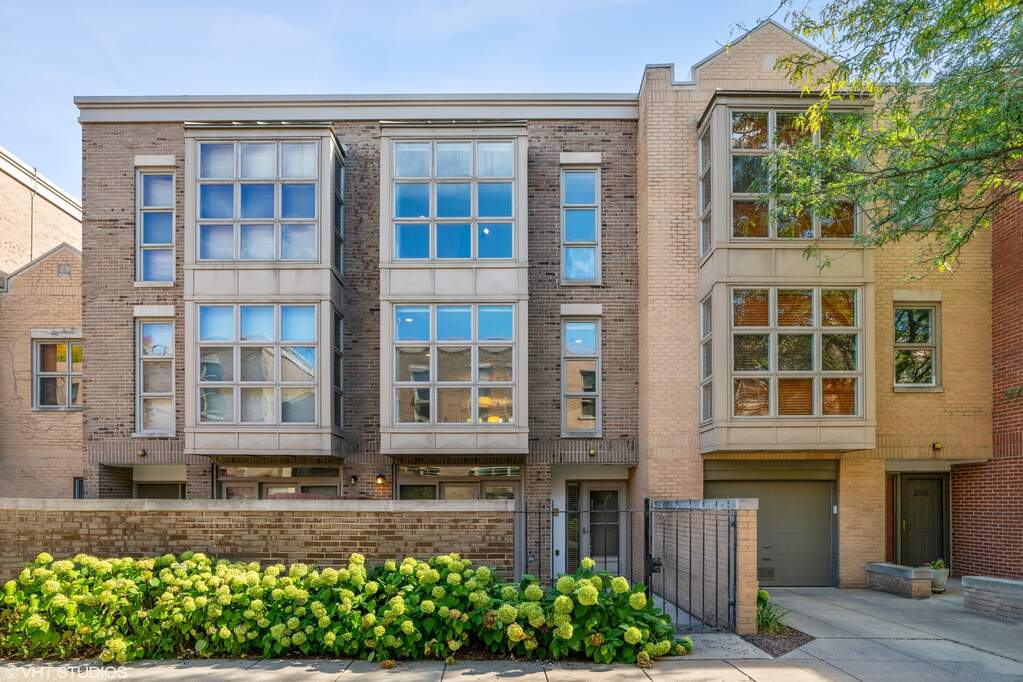 2335 N Wayne Avenue #TH property in Chicago