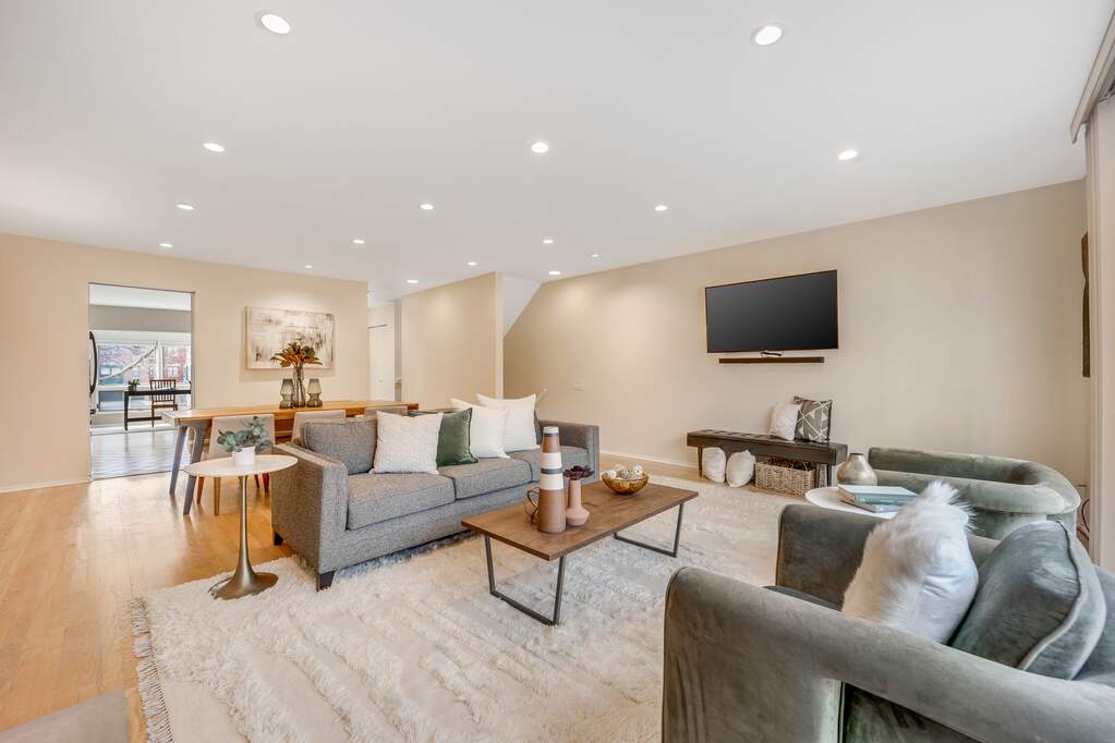Private full-floor residence detail at Park Tower
