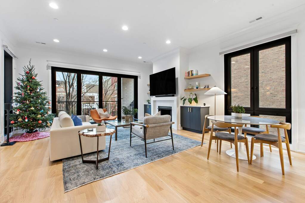 Designer kitchen and refined entertaining spaces