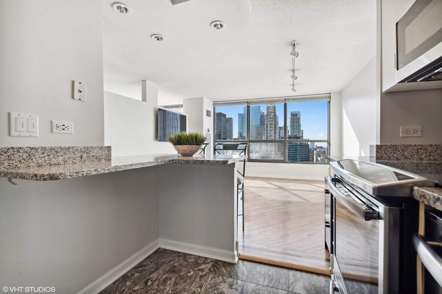 Penthouse bedroom suite overlooking Chicago