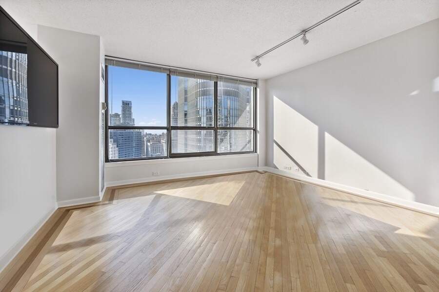 Luxury living space with panoramic Chicago views