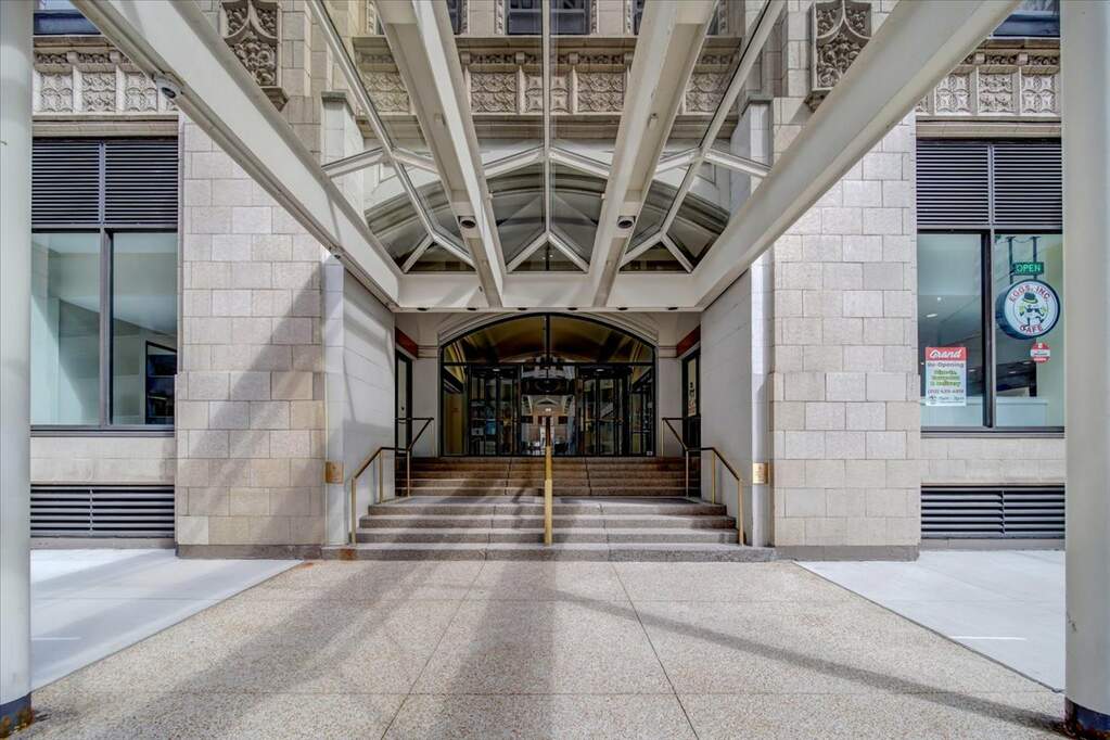 Park Tower penthouse interior at 800 North Michigan Avenue