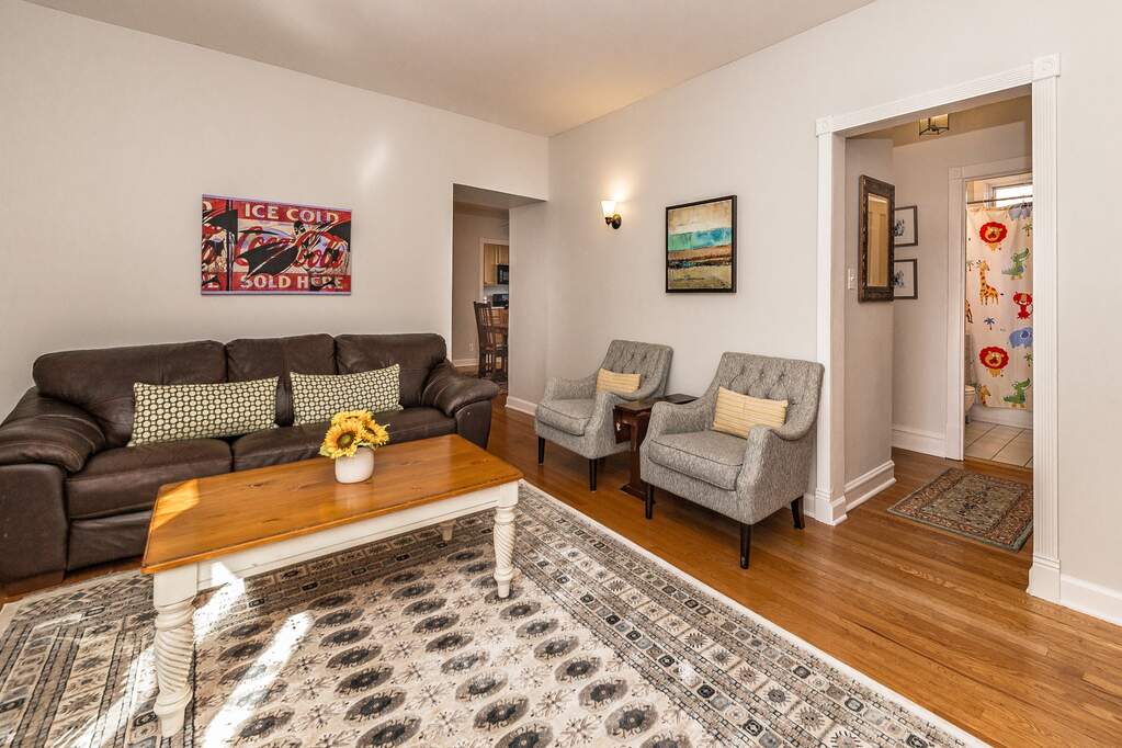 Private full-floor residence detail at Park Tower