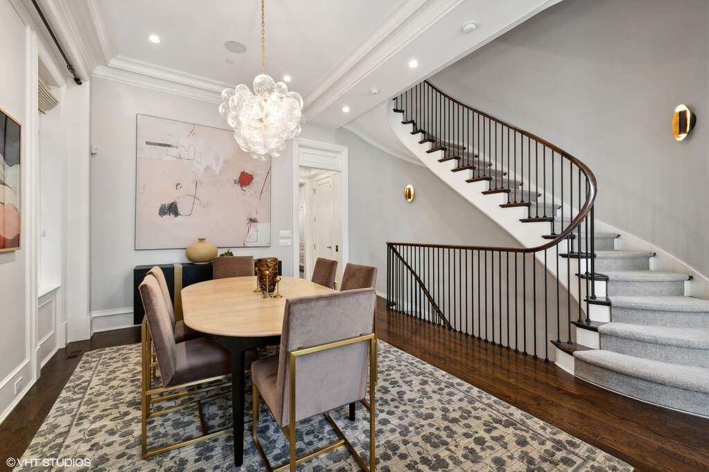 Private full-floor residence detail at Park Tower