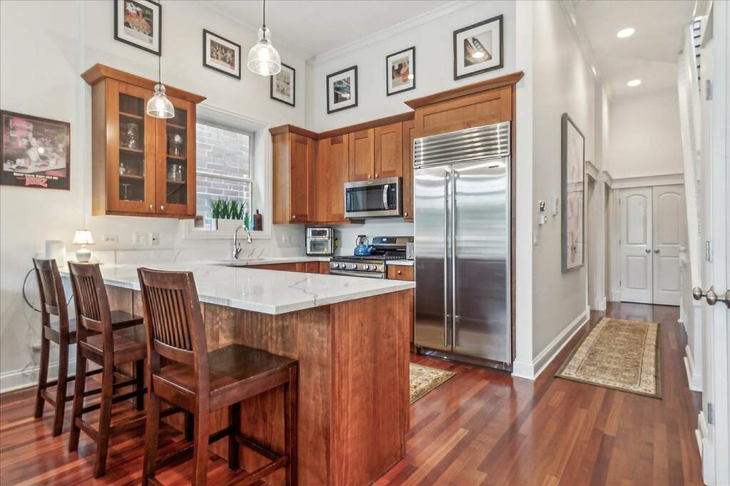 Private full-floor residence detail at Park Tower