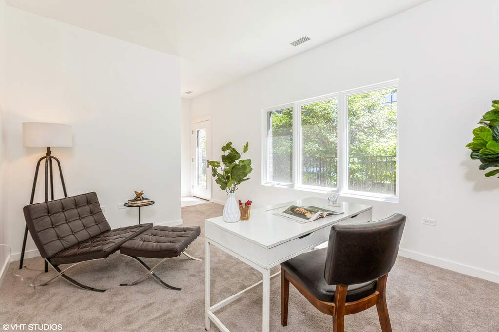Park Tower penthouse interior at 800 North Michigan Avenue