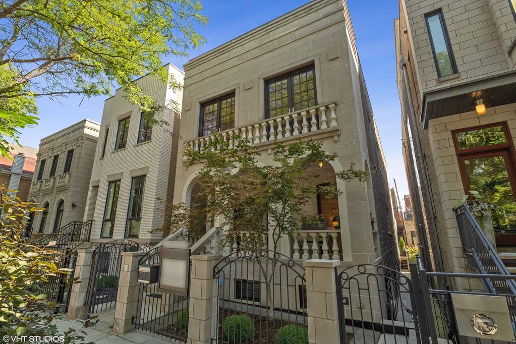 1619 N Paulina Street property in Chicago