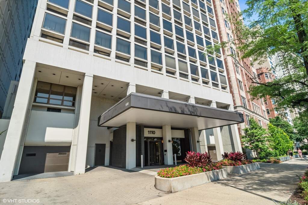 1110 N Lake Shore Drive #16N property in Chicago